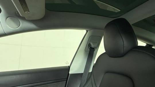 2020 Tesla Model 3 5YJ3E1EA7LF495518