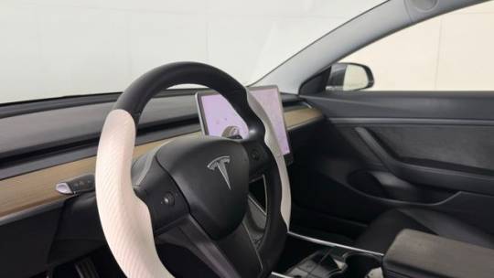2020 Tesla Model 3 5YJ3E1EA7LF495518