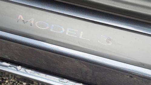 2021 Tesla Model 3 5YJ3E1EB8MF033284