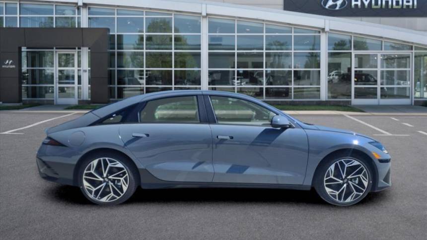 2025 Hyundai IONIQ 6 KMHM34AA9SA095674