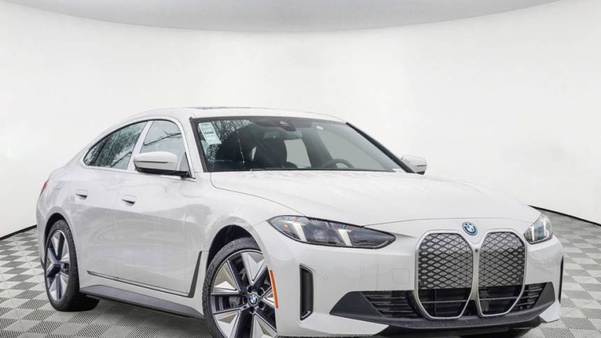 2025 BMW i4 WBY23HD07SFU22984