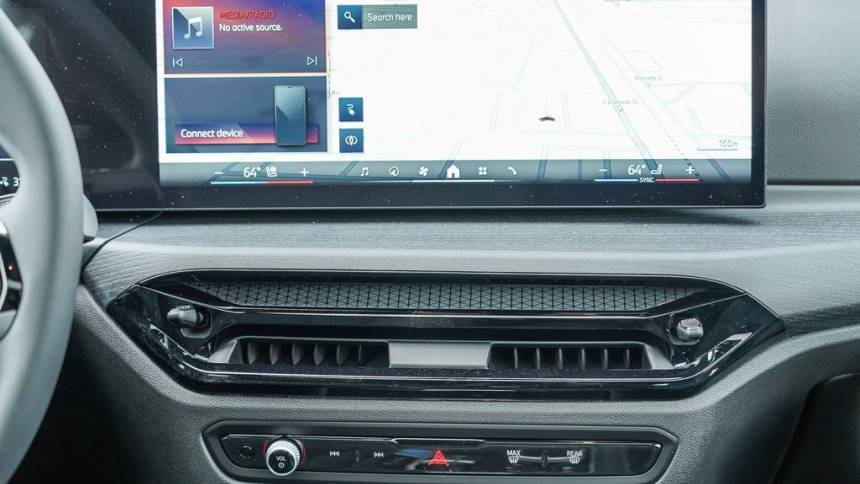 2025 BMW i4 WBY23HD07SFU22984