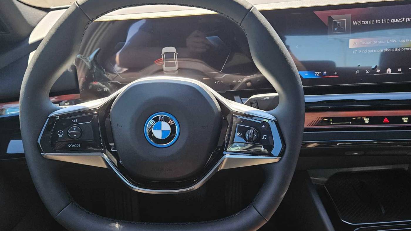 2024 BMW i5 WBY33FK08RCS02227