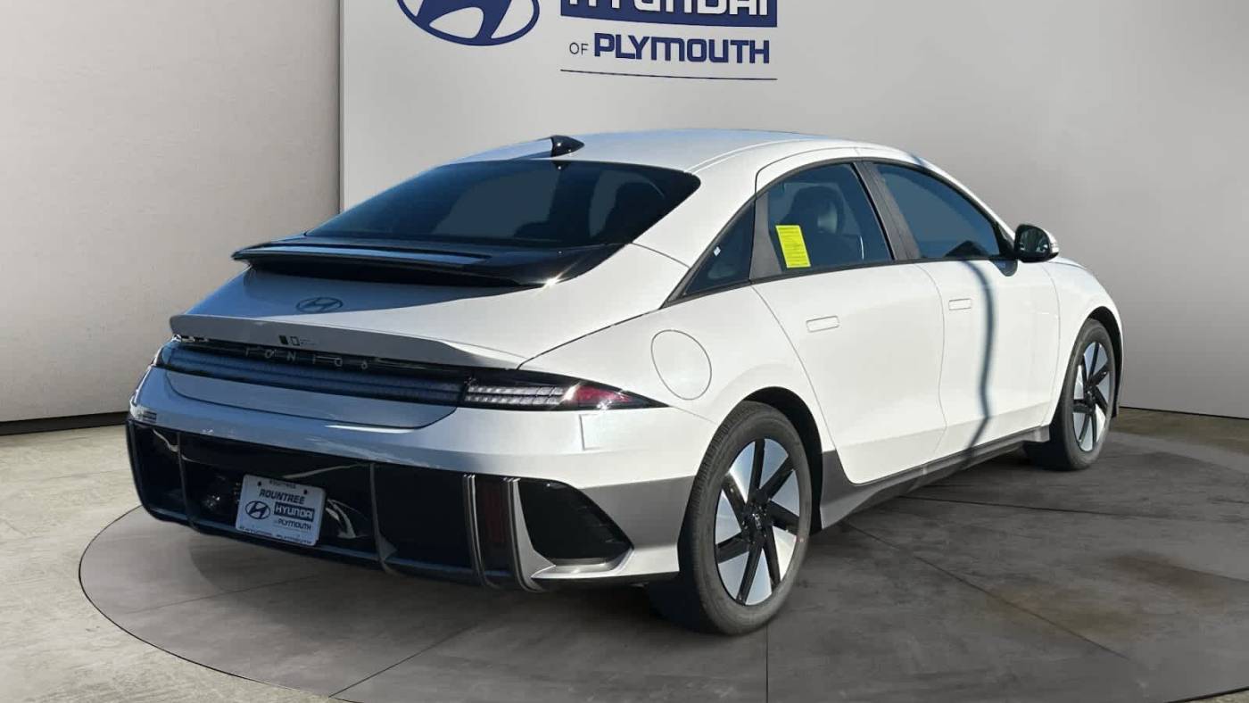 2025 Hyundai IONIQ 6 KMHM14AB2SA091383