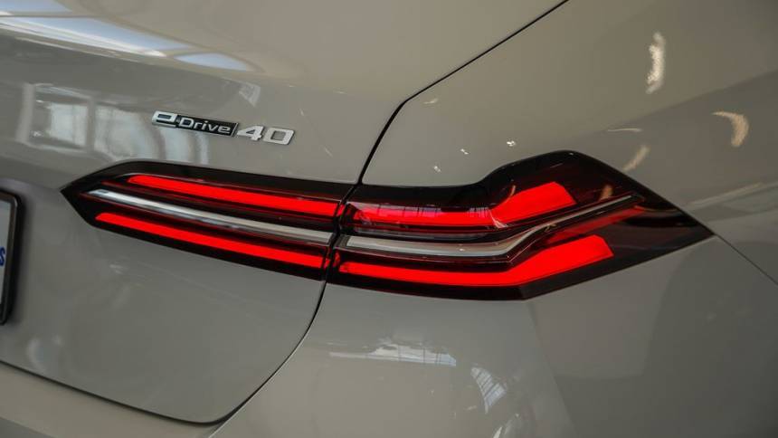 2025 BMW i5 WBY33FK06SCT77212
