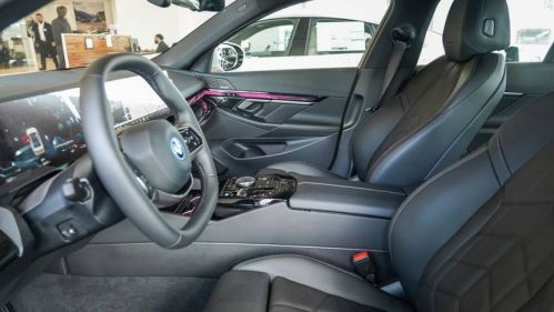 2025 BMW i5 WBY33FK06SCT77212