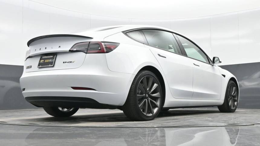 2020 Tesla Model 3 5YJ3E1EA5LF744138