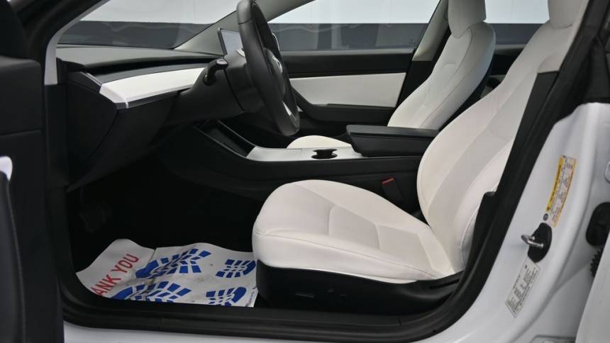 2020 Tesla Model 3 5YJ3E1EA5LF744138