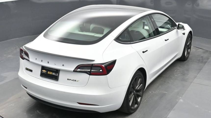 2020 Tesla Model 3 5YJ3E1EA5LF744138