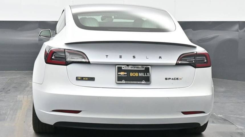 2020 Tesla Model 3 5YJ3E1EA5LF744138