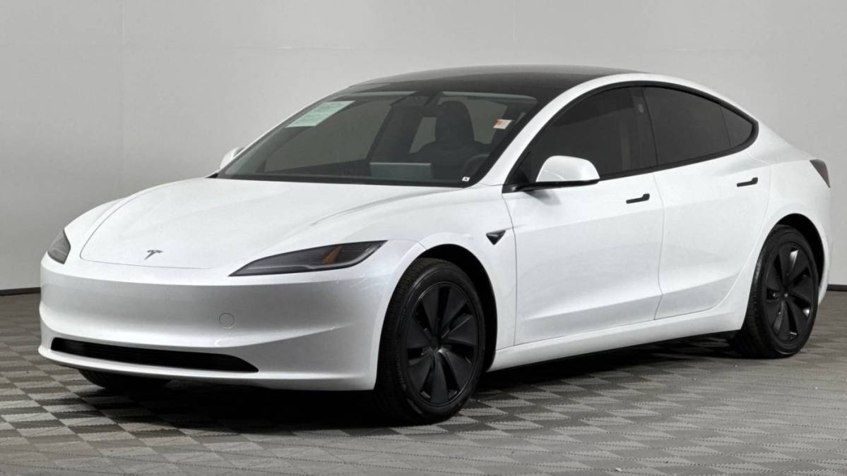 2024 Tesla Model 3 5YJ3E1EA5RF769128