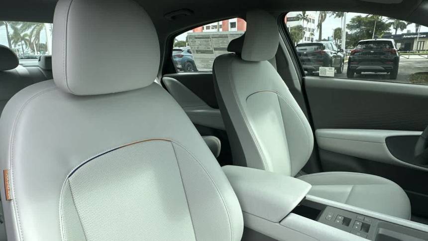 2025 Hyundai IONIQ 6 KMHM34AC1SA085397