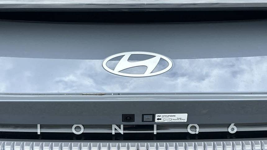 2025 Hyundai IONIQ 6 KMHM34AC1SA085397