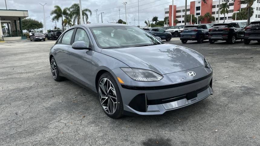 2025 Hyundai IONIQ 6 KMHM34AC1SA085397