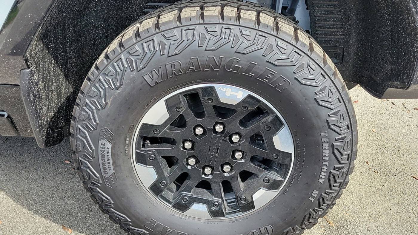 2025 GMC HUMMER EV Pickup 1GT10BDD5SU105223