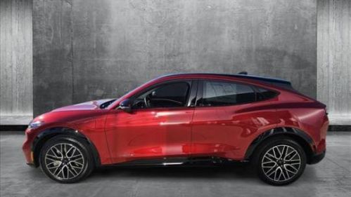 2024 Ford Mustang Mach E 3FMTK3R43RMA40562