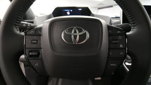 2024 Toyota bZ4X JTMABACA2RA090977