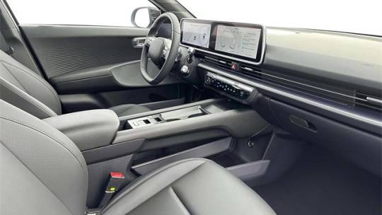 2024 Hyundai IONIQ 6 KMHM34AC5RA076471