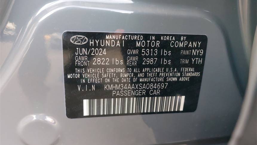 2025 Hyundai IONIQ 6 KMHM34AAXSA084697