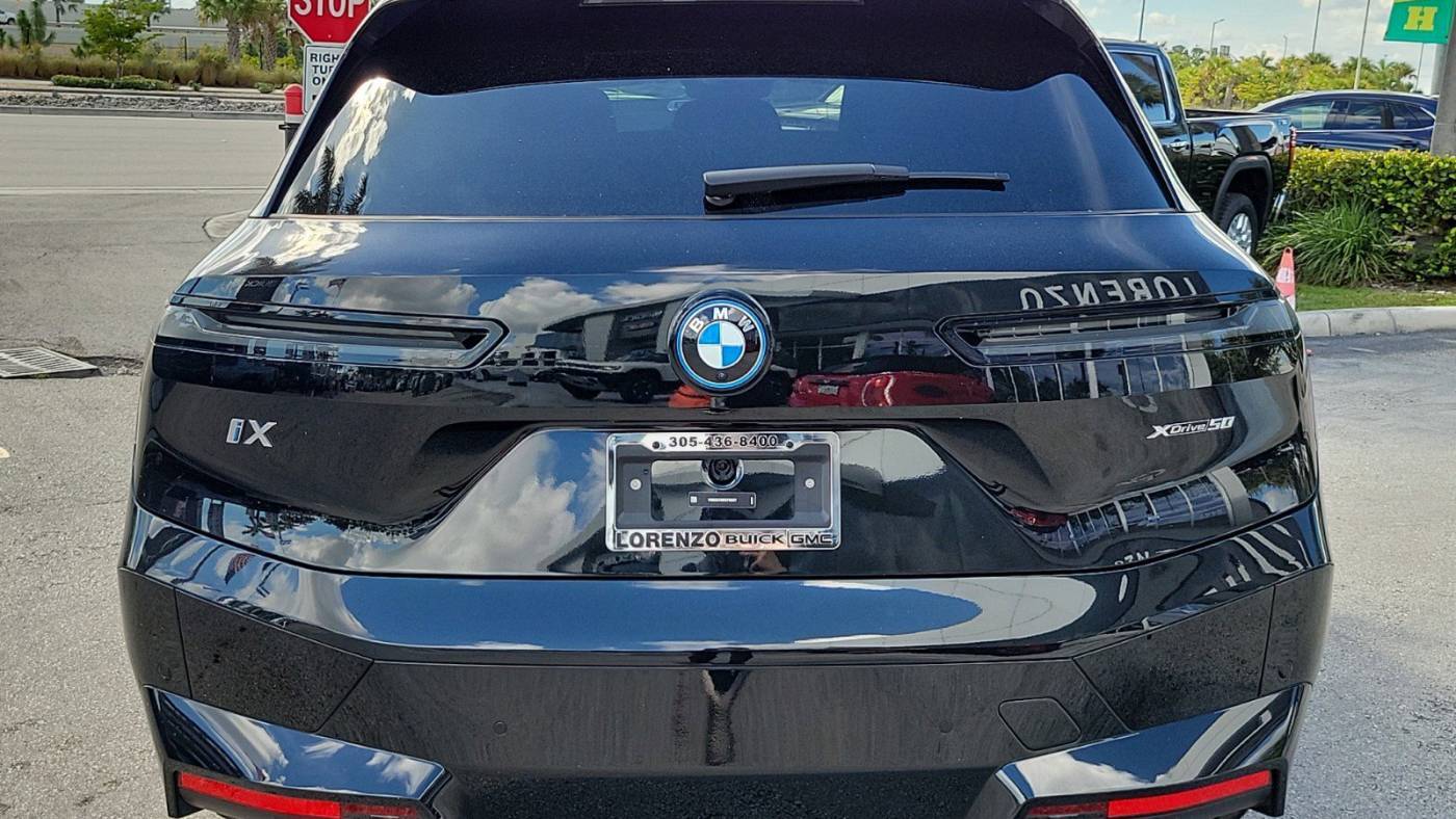 2024 BMW iX WB523CF03RCP25477