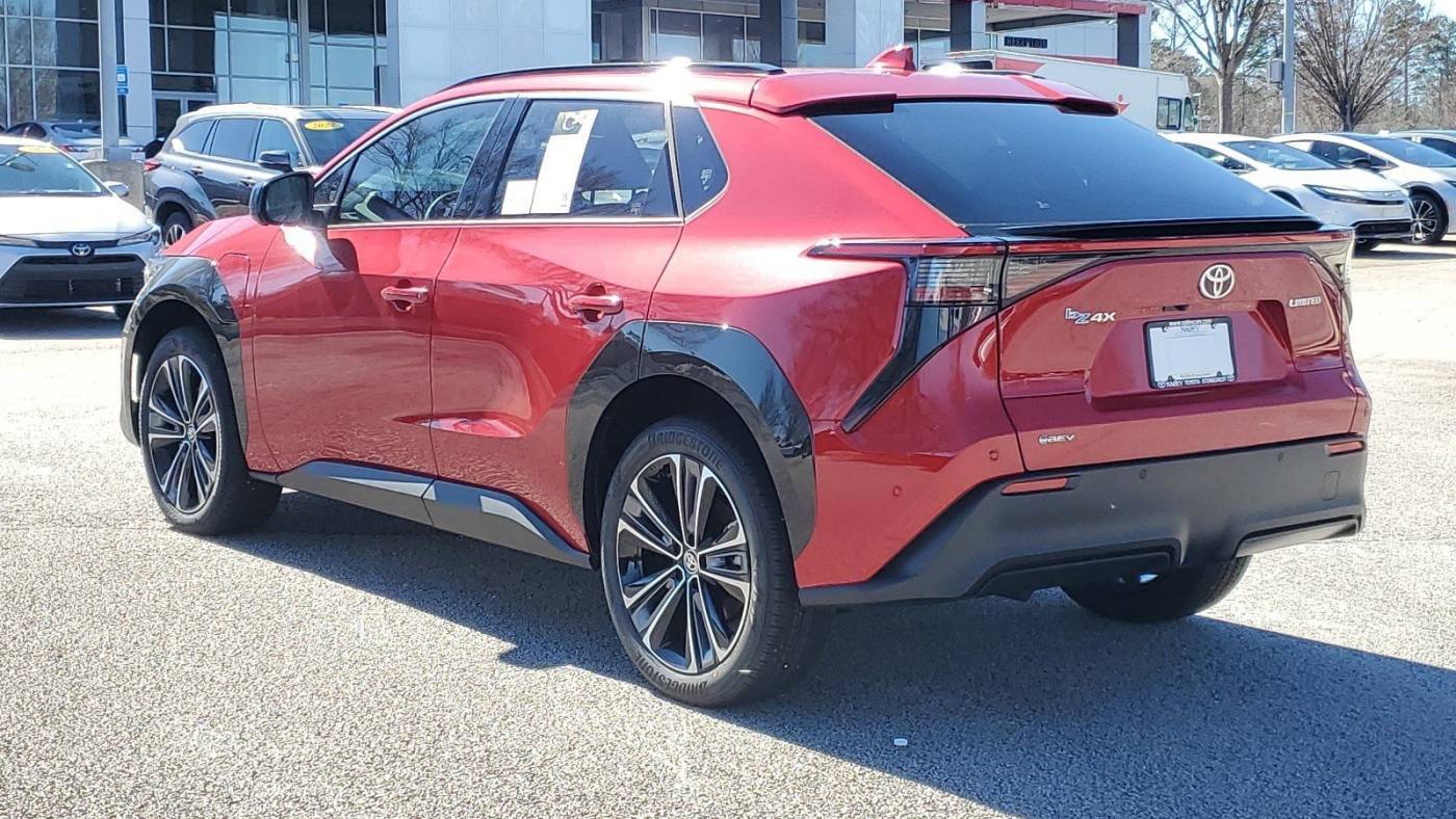 2024 Toyota bZ4X JTMAAAAA2RA053465