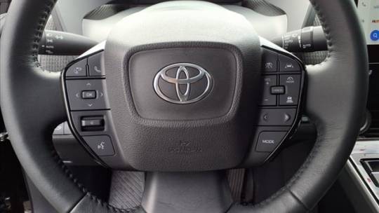 2024 Toyota bZ4X JTMABACA1RA056965