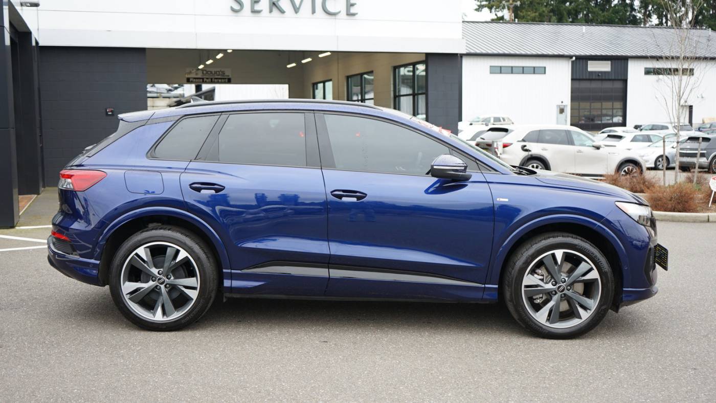 2024 Audi Q4 e-tron WA1L2BFZ7RP002075