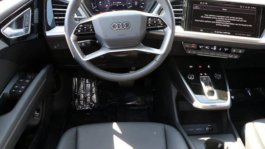 2024 Audi Q4 e-tron WA1LUBFZ0RP041505