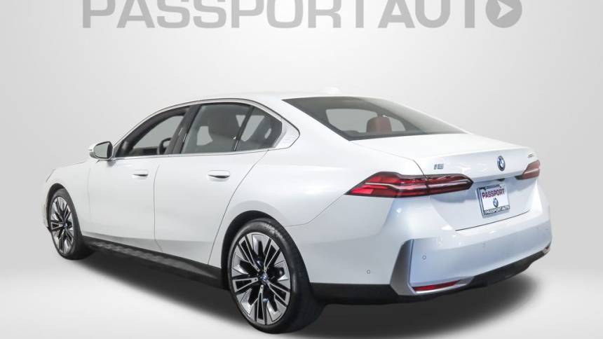 2024 BMW i5 WBY33FK05RCR00889