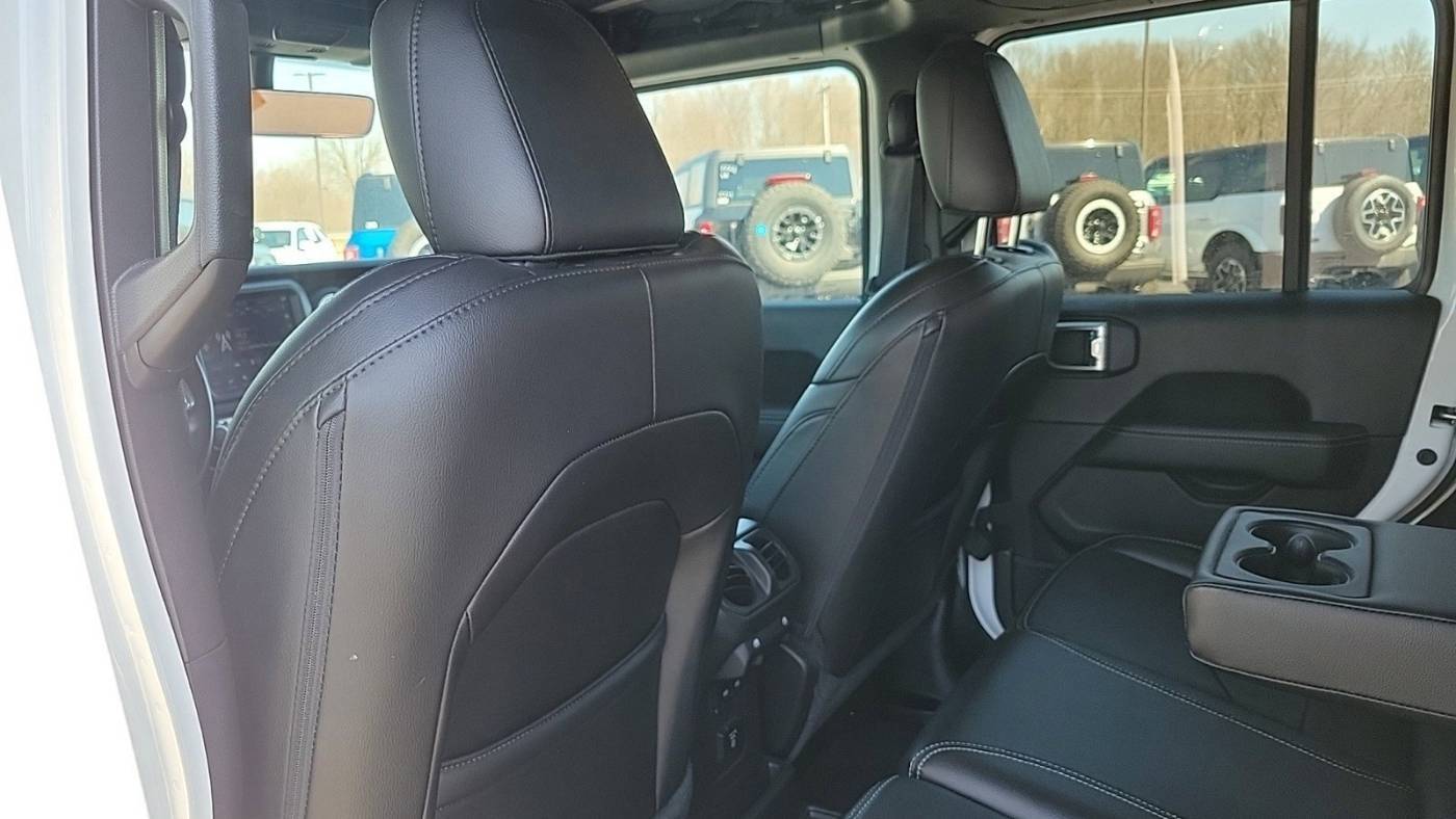 2022 Jeep Wrangler 1C4JJXP63NW128953