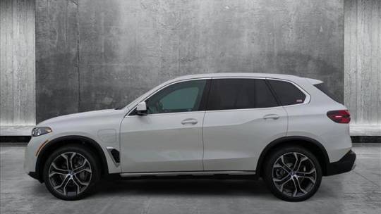 2025 BMW X5 5UX43EU06S9Z22639