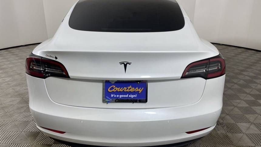 2022 Tesla Model 3 5YJ3E1EA0NF376437