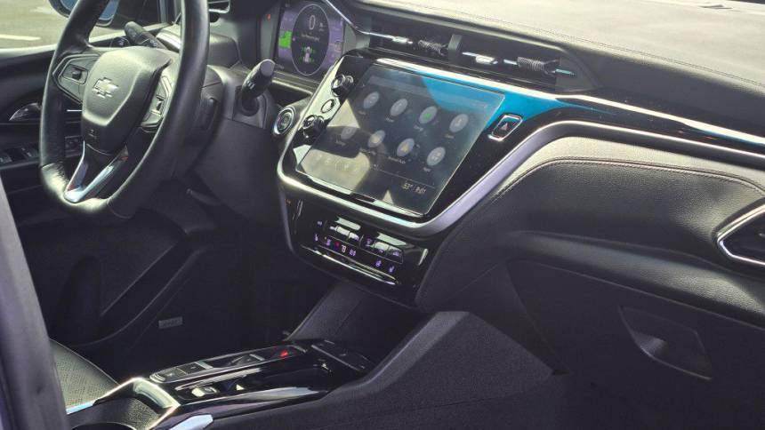 2022 Chevrolet Bolt - Images - 7