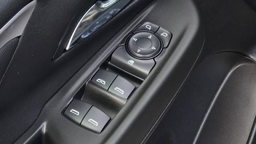 2022 Chevrolet Bolt - Images - 19