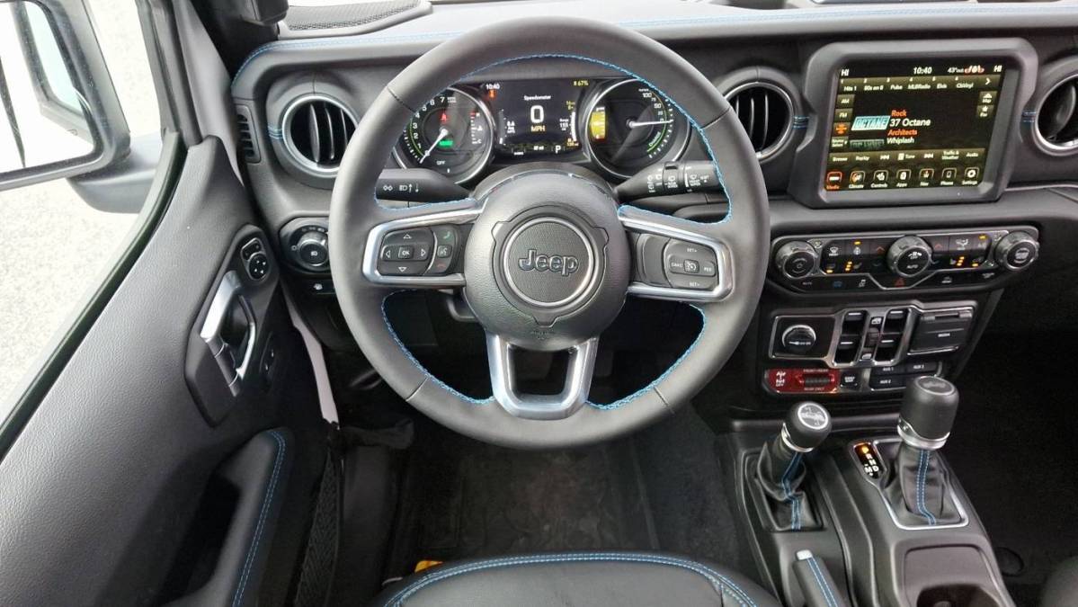 2023 Jeep Wrangler 1C4JJXR62PW513095