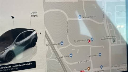 2023 Tesla Model Y 7SAYGDEE3PF850813