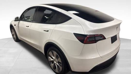 2022 Tesla Model Y 7SAYGDEE6NF373730