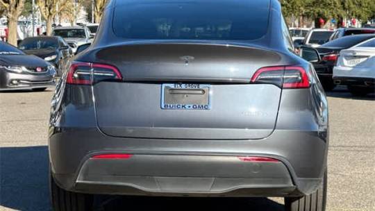 2023 Tesla Model Y 7SAYGDEE3PF850813