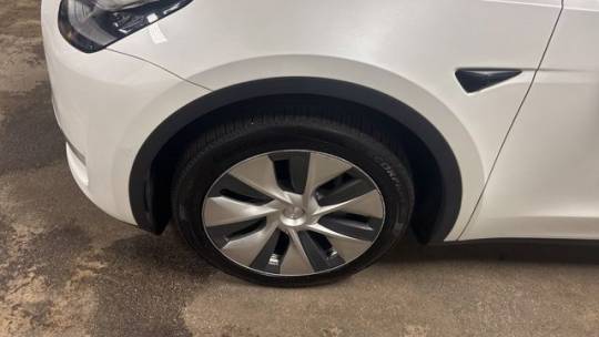 2022 Tesla Model Y 7SAYGDEE6NF373730