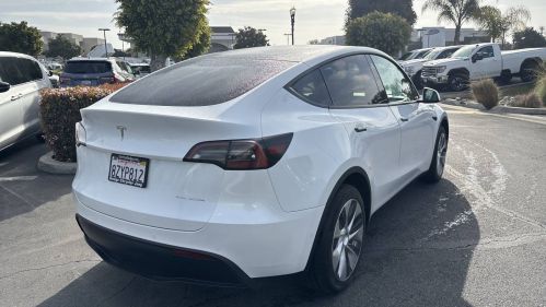 2022 Tesla Model Y 7SAYGDEE5NF356868