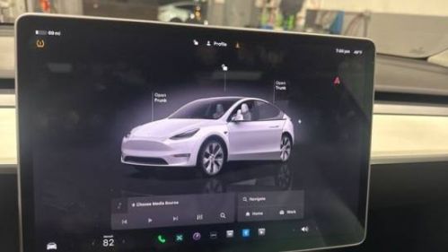 2022 Tesla Model Y 7SAYGDEE6NF373730