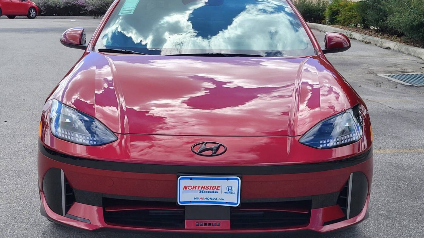 2024 Hyundai IONIQ 6 KMHM34AC2RA057148