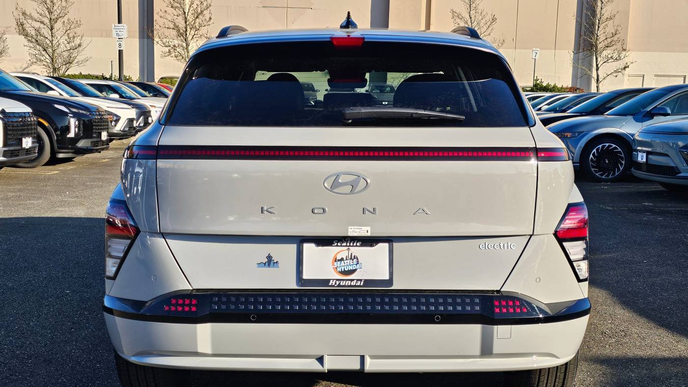 2025 Hyundai Kona Electric KM8HE3A63SU025829