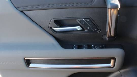2025 GMC HUMMER EV Pickup 1GT10DDB0SU105396