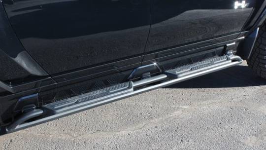 2025 GMC HUMMER EV Pickup 1GT10DDB0SU105396