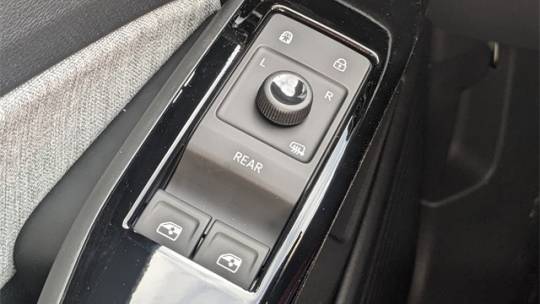 2025 Volkswagen ID.4 1V2CRPE87SC001737