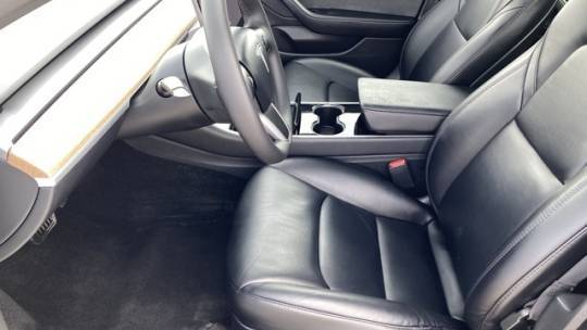2020 Tesla Model 3 5YJ3E1EB5LF735447