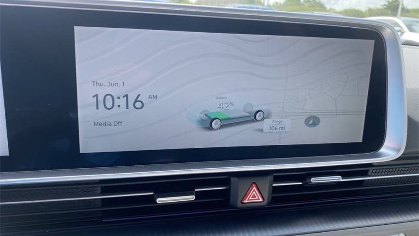 2023 Hyundai IONIQ 6 KMHM34AAXPA024782