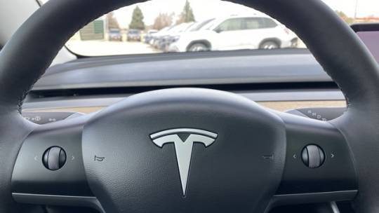 2020 Tesla Model 3 5YJ3E1EB5LF735447