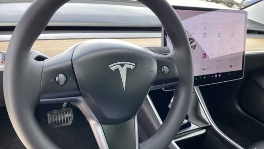2020 Tesla Model 3 5YJ3E1EB5LF735447